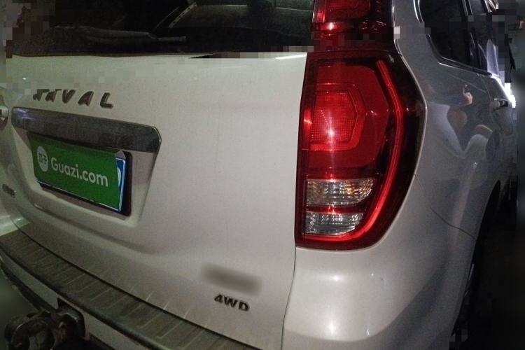 Used Haval H9 2017 2.0T Diesel 4x4 Premium 5-Seater Rear Right 45 Deg