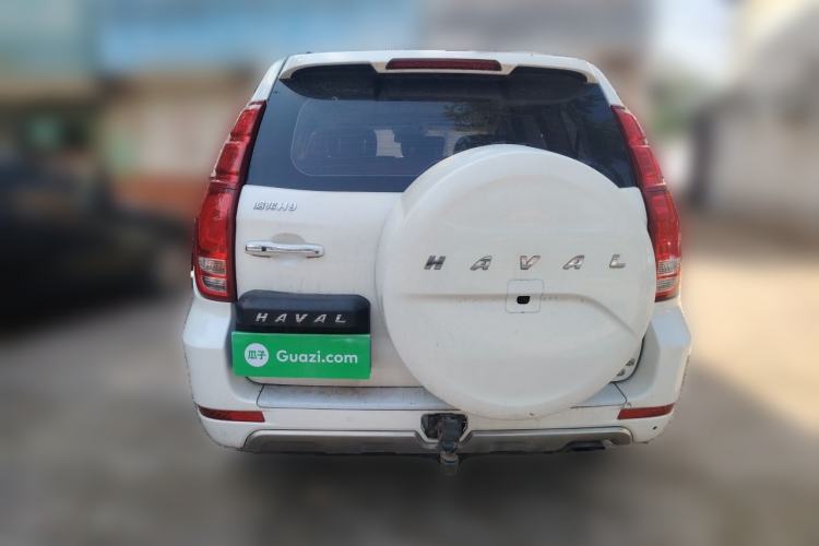 Used Haval H9 2017 2.0T Gasoline 4x4 Luxury 7-Seater Rear
