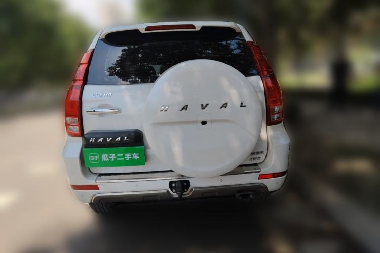Used Haval H9 2017 2.0T Gasoline 4x4 Comfort Edition 5 Seats Rear