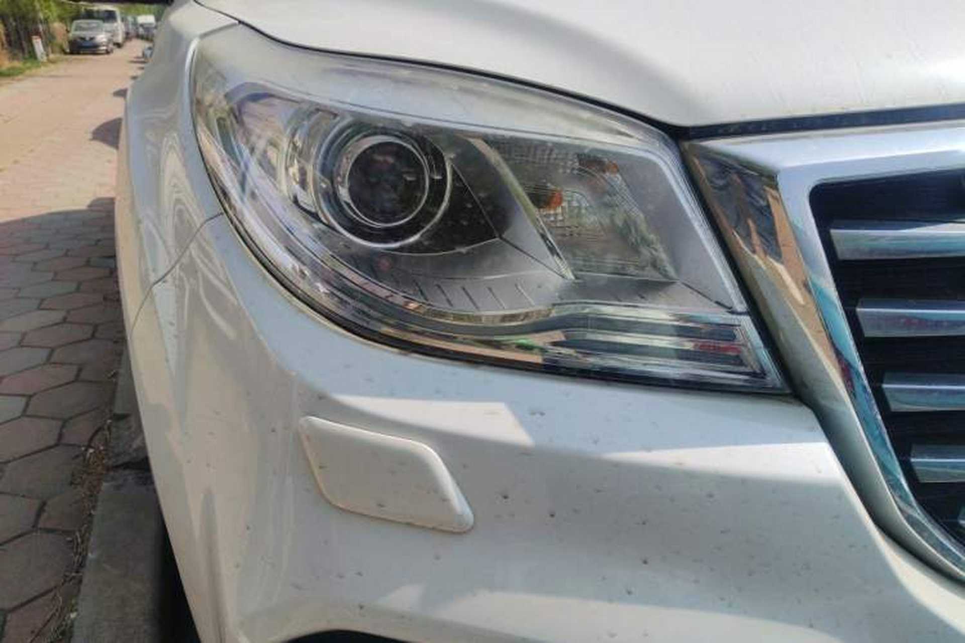 Used Haval H9 2017 2.0T Gasoline 4x4 Luxury 7-Seater Right Front Headlight