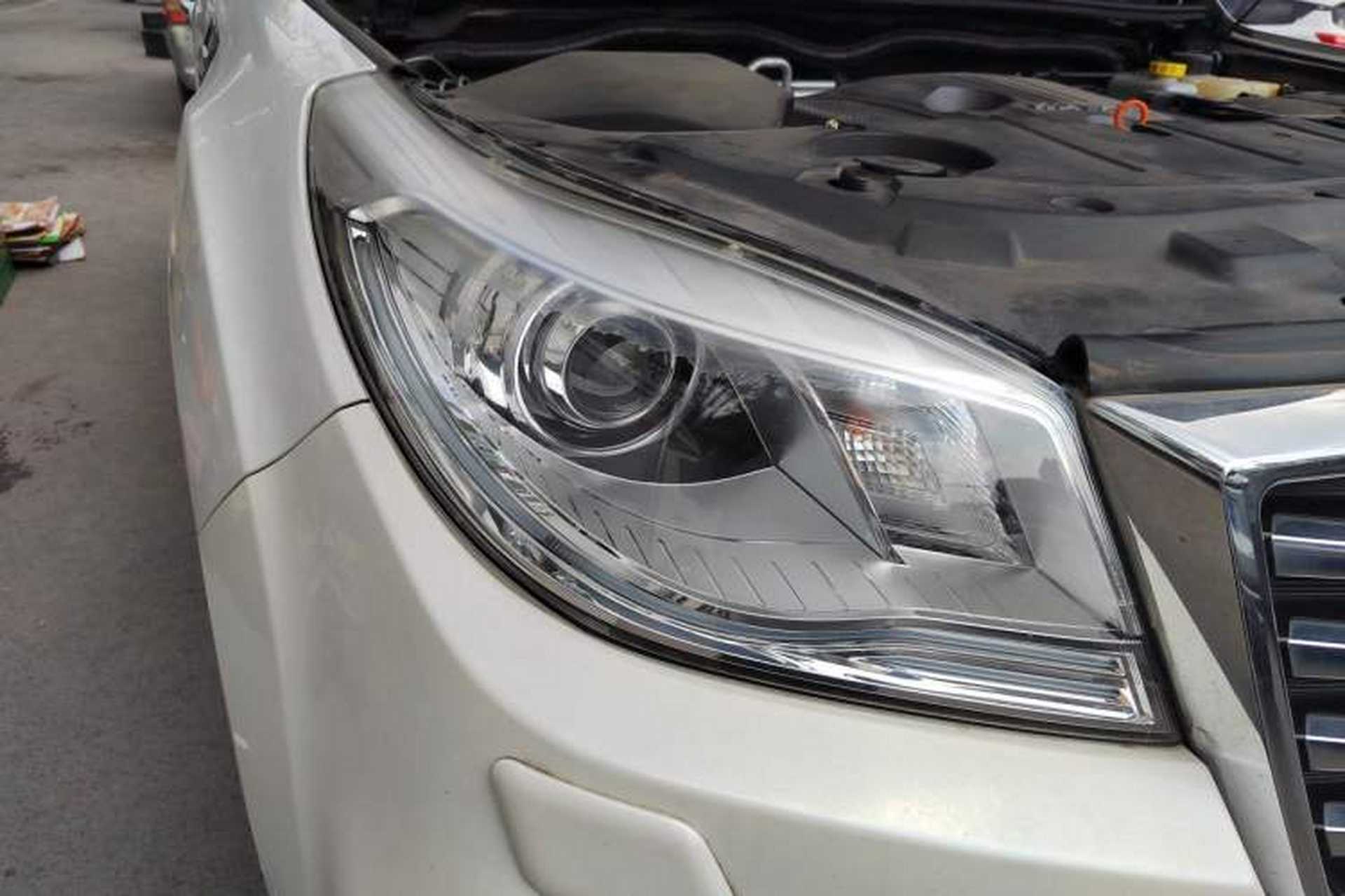 Used Haval H9 2017 2.0T Gasoline 4x4 Prestige Model 7 Seats Right Front Headlight