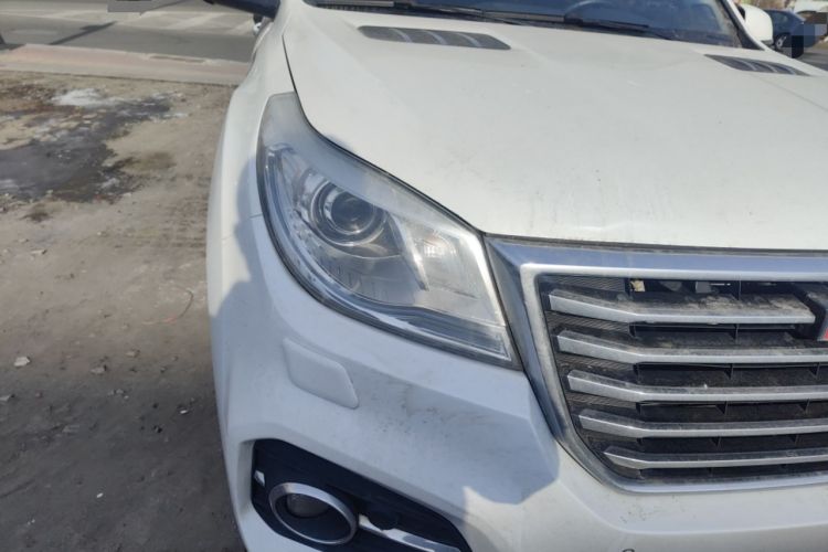 Used Haval H9 2017 2.0T Gasoline 4x4 Prestige Model 7 Seats Right Front Headlight