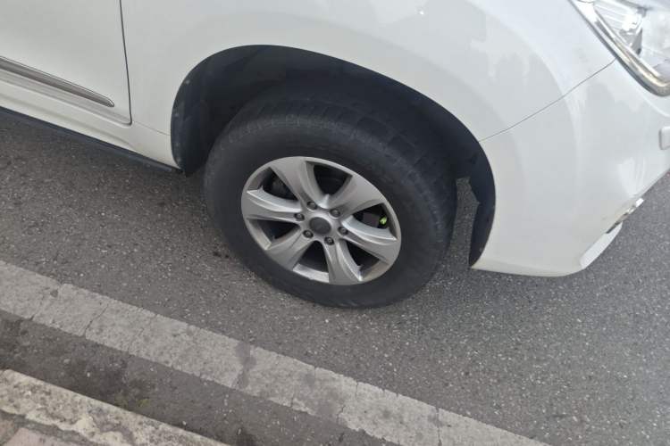 Used Haval H9 2017 2.0T Gasoline 4x4 Luxury 7-Seater Right Front Wheel Hub