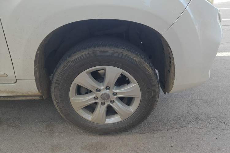 Used Haval H9 2017 2.0T Gasoline 4x4 Luxury 7-Seater Right Front Wheel Hub