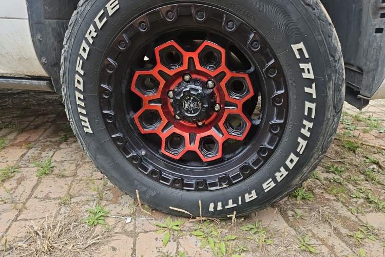 Used Haval H9 2017 2.0T Gasoline 4x4 Luxury 7-Seater Right Front Wheel Hub