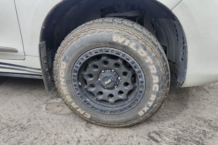 Used Haval H9 2017 2.0T Diesel 4x4 Premium 5-Seater Right Front Wheel Hub