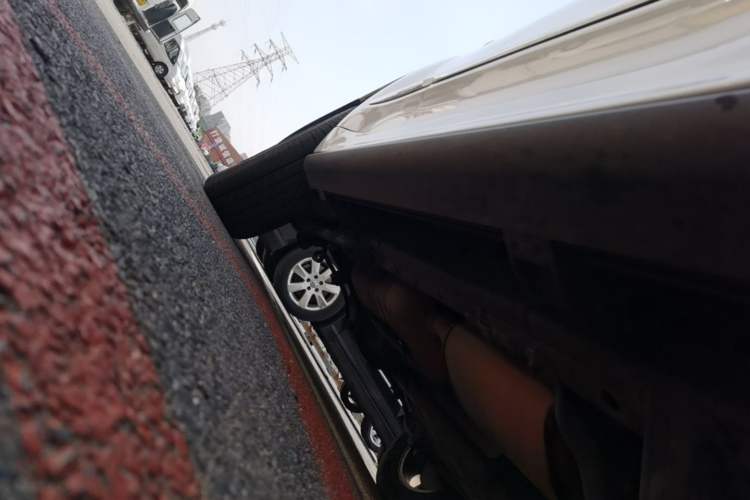 Used Haval H9 2017 2.0T Gasoline 4x4 Premium 5-Seater Right Side Sill