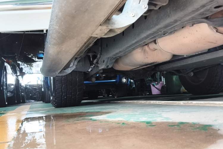 Used Haval H9 2017 2.0T Gasoline 4x4 Premium 5-Seater Right Side Sill