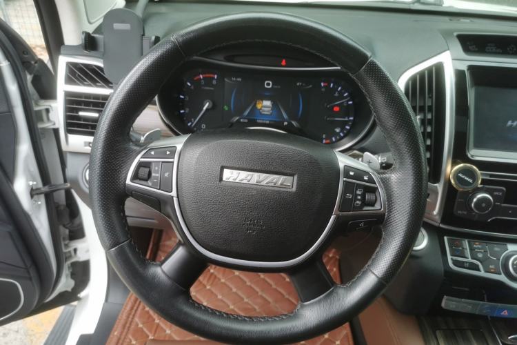 Used Haval H9 2017 2.0T Diesel 4x4 Premium 5-Seater Steering Wheel
