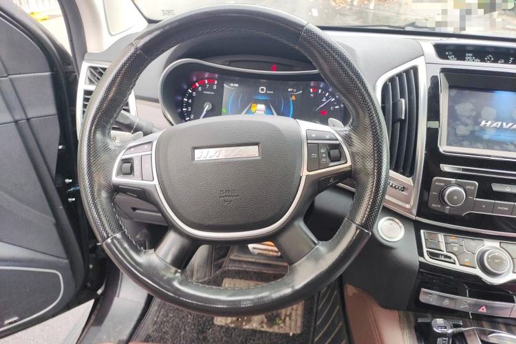 Used Haval H9 2017 2.0T Gasoline 4x4 Premium 5-Seater Steering Wheel