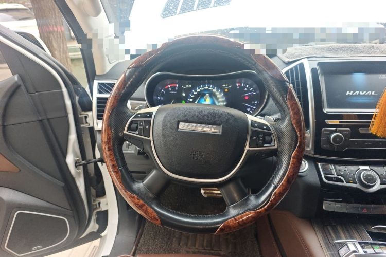 Used Haval H9 2017 2.0T Diesel 4x4 Premium 5-Seater Steering Wheel