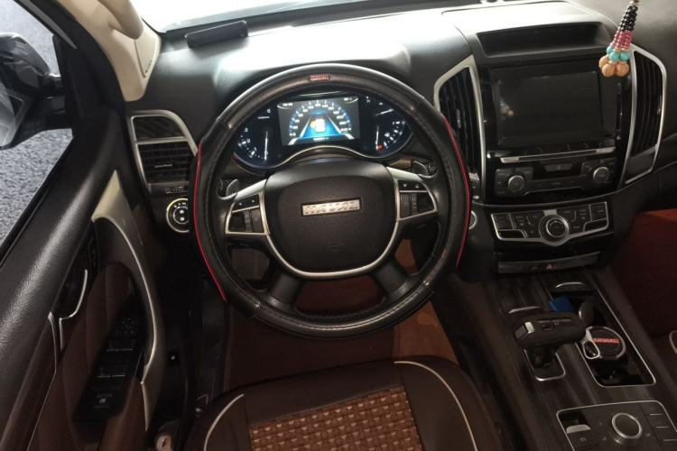 Used Haval H9 2017 2.0T Diesel 4x4 Comfort Edition 5 Seats Steering Wheel