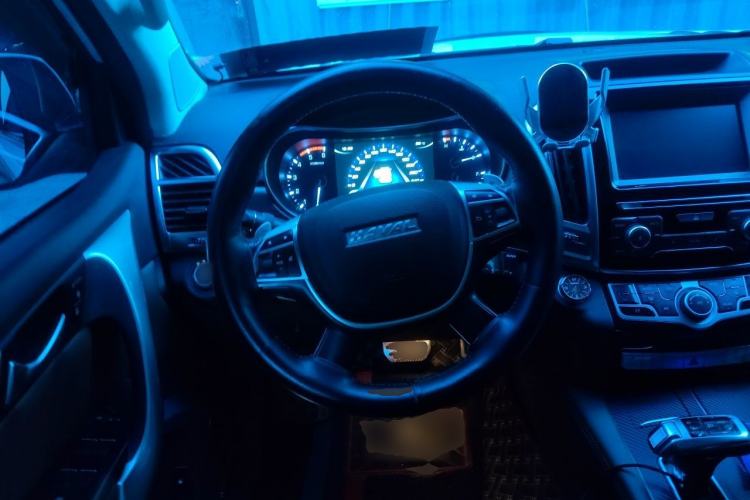 Used Haval H9 2017 2.0T Diesel 4x4 Luxury 7-Seater Steering Wheel