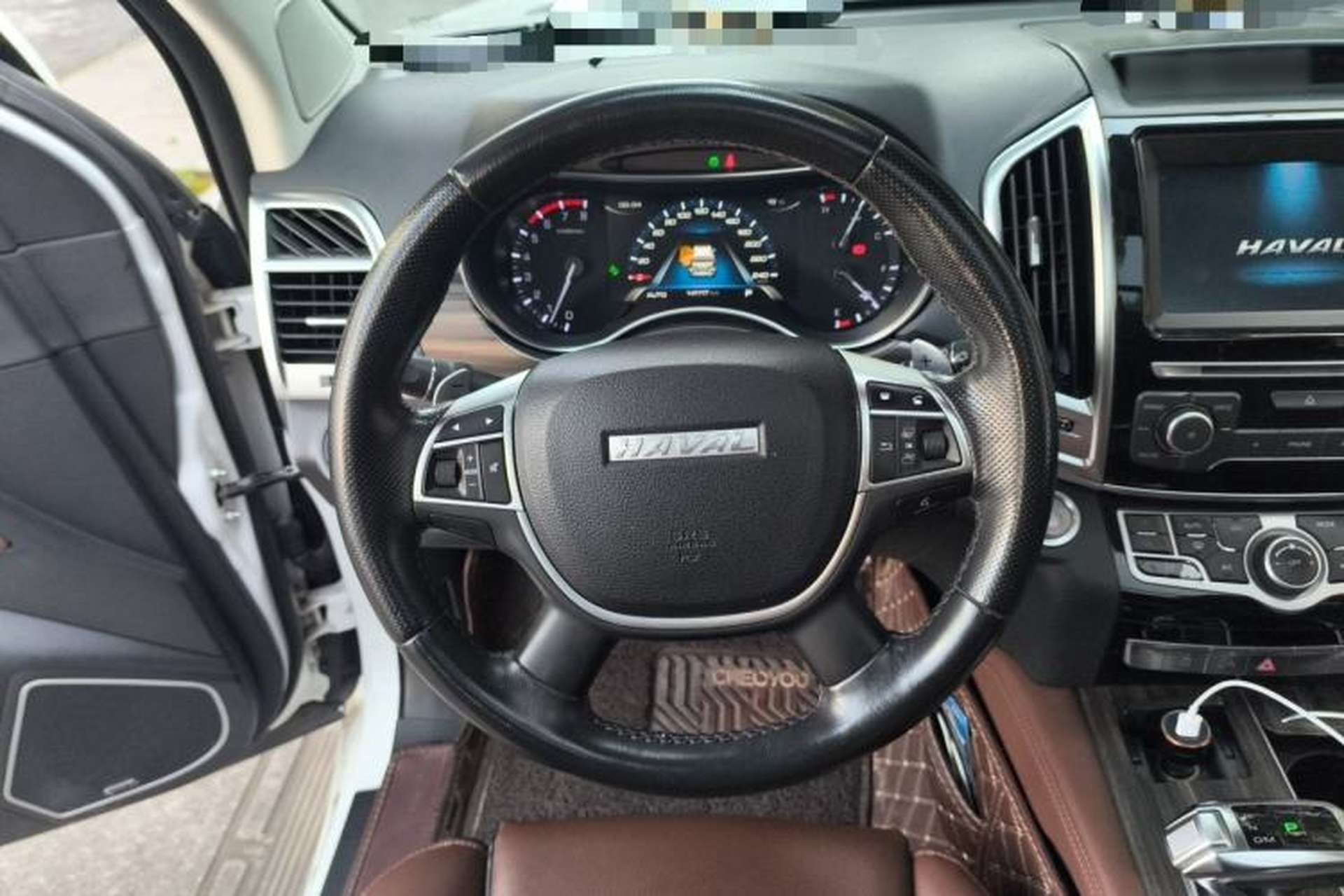 Used Haval H9 2017 2.0T Gasoline 4x4 Premium 5-Seater Steering Wheel