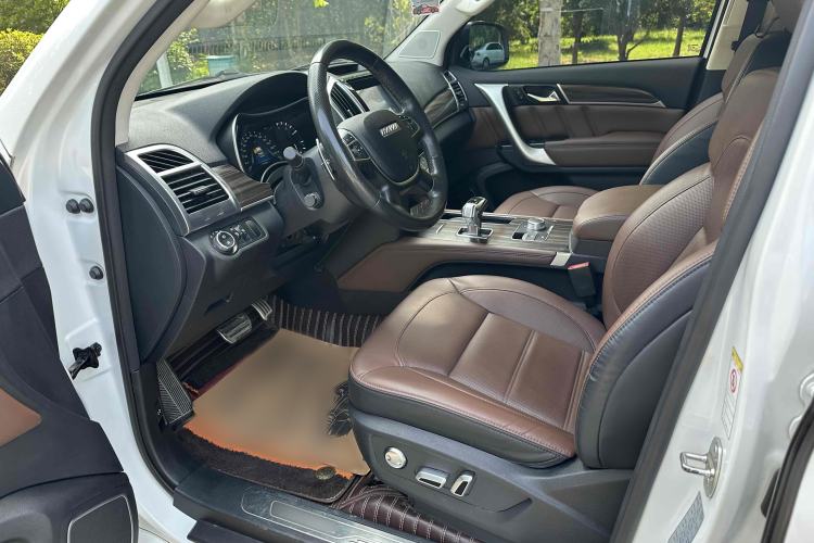 Used Haval H9 2017 2.0T Diesel 4x4 Comfort Edition 5 Seats Steering Wheel