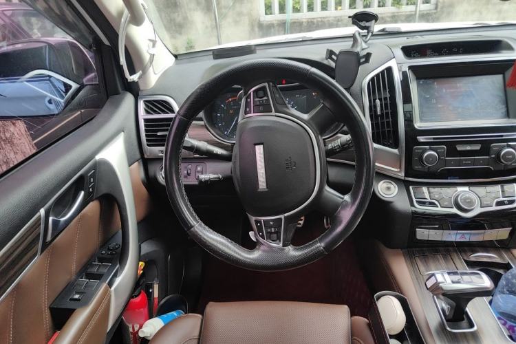 Used Haval H9 2017 2.0T Diesel 4x4 Premium 5-Seater Steering Wheel