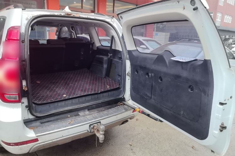 Used Haval H9 2017 2.0T Gasoline 4x4 Luxury 7-Seater Trunk