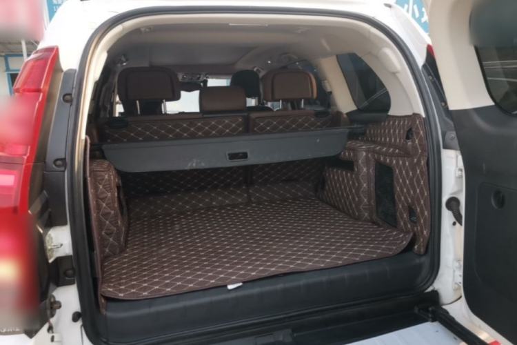 Used Haval H9 2017 2.0T Gasoline 4x4 Premium 5-Seater Trunk