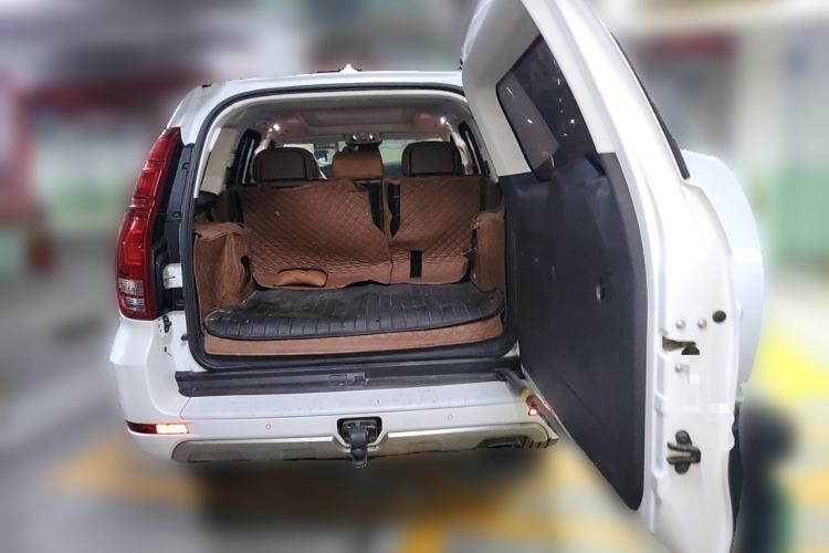 Used Haval H9 2017 2.0T Gasoline 4x4 Premium 5-Seater Trunk