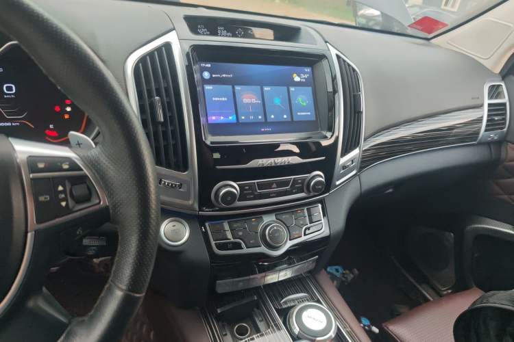 Used Haval H9 2020 2.0T Gasoline 4WD Premium Edition 5 Seats Audio And AC Panel