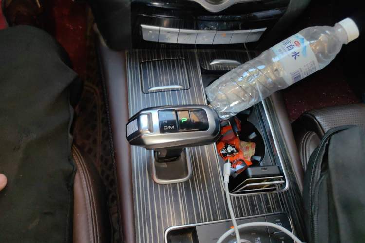 Used Haval H9 2020 2.0T Gasoline 4x4 Luxury 7-Seater Gear Lever