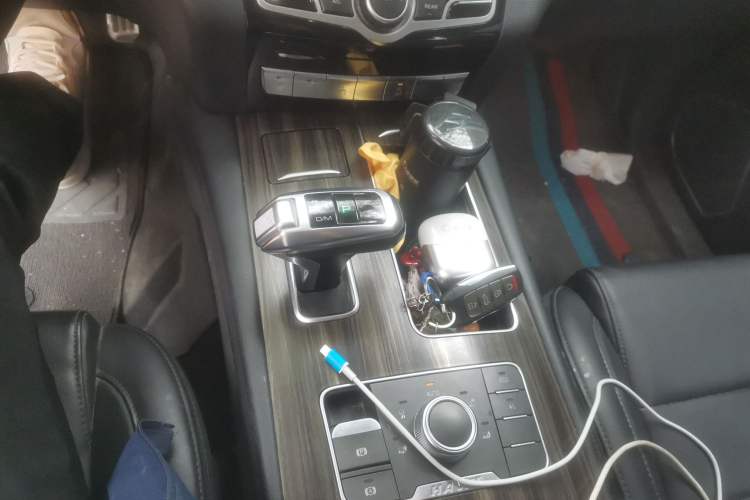 Used Haval H9 2020 2.0T Gasoline 4x4 Elite Version 5 Seats Gear Lever