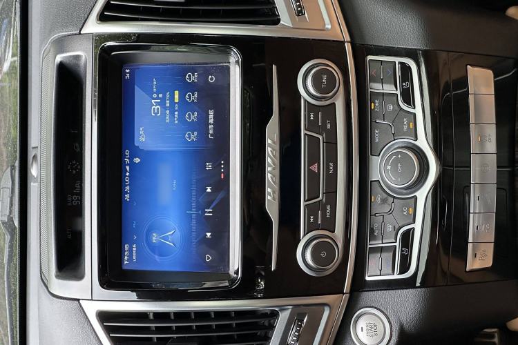 Used Haval H9 2020 2.0T Gasoline 4WD Premium Edition 5 Seats Interior 10
