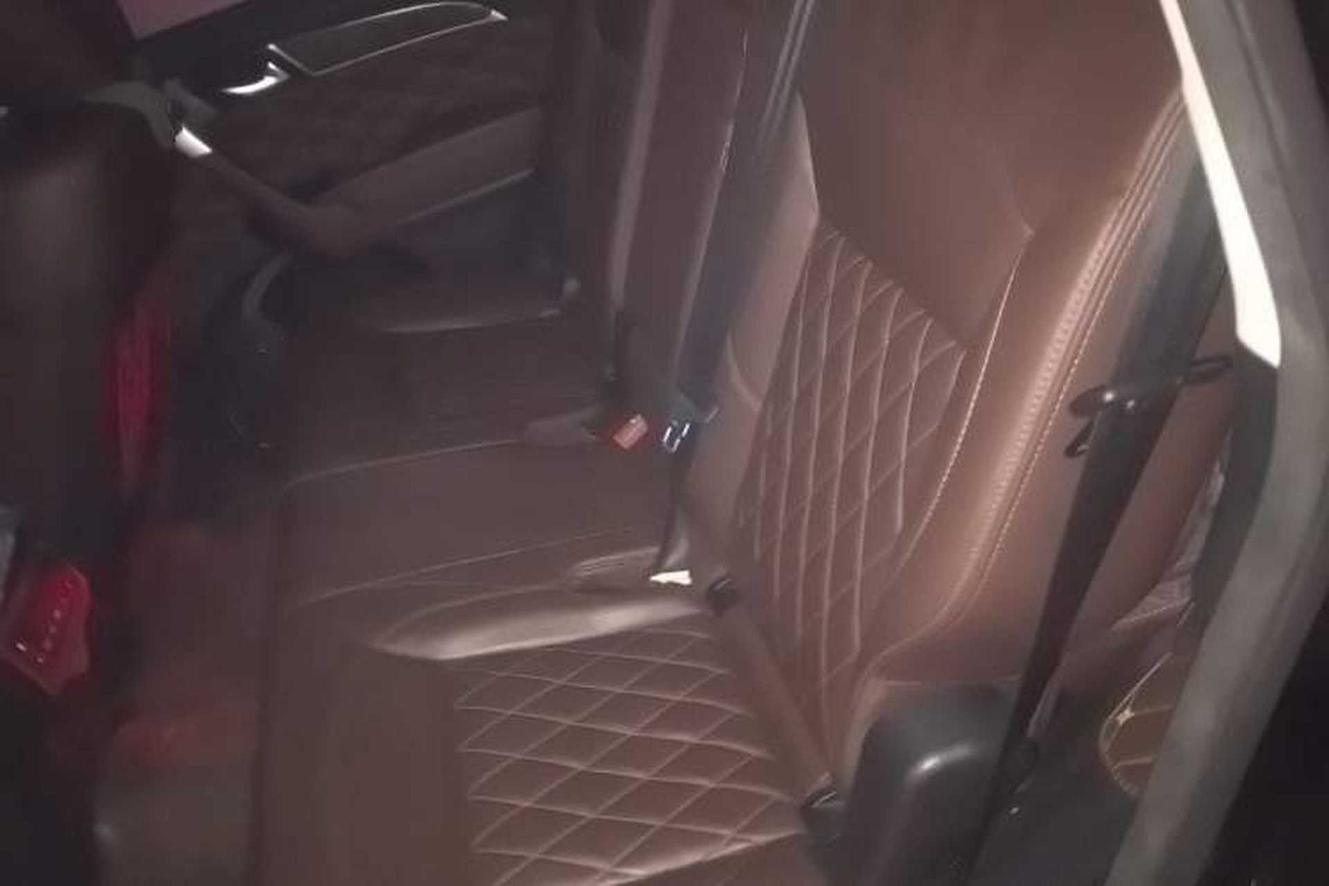 Used Haval H9 2020 2.0T Gasoline 4x4 Luxury 7-Seater Left Rear Seat