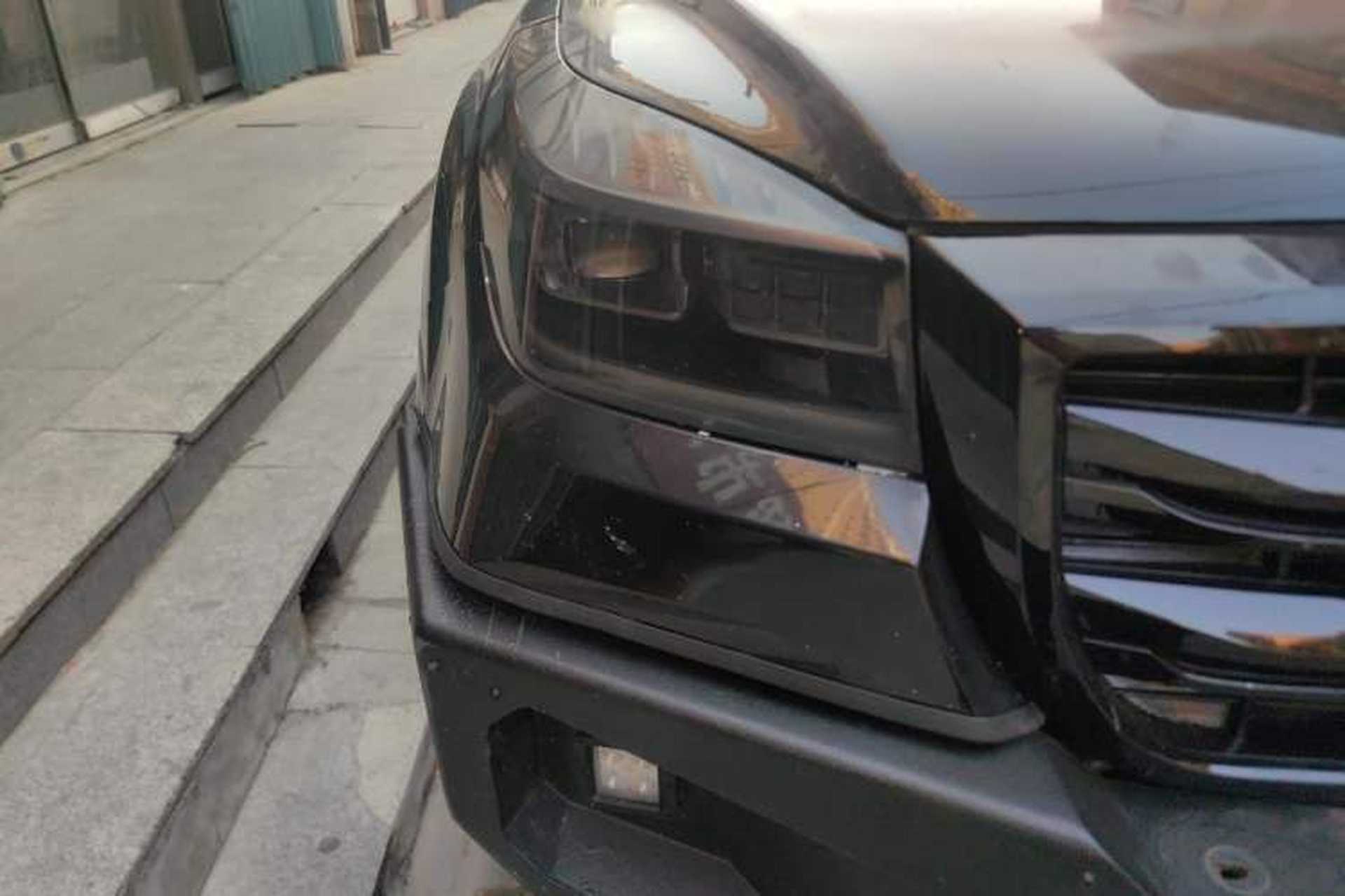 Used Haval H9 2020 2.0T Gasoline 4x4 Luxury 7-Seater Right Front Headlight