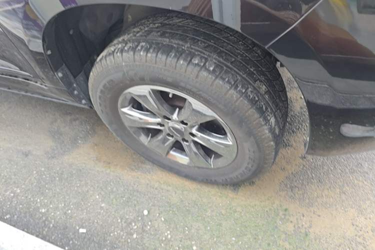 Used Haval H9 2020 2.0T Gasoline 4WD Premium Edition 5 Seats Right Front Wheel Hub