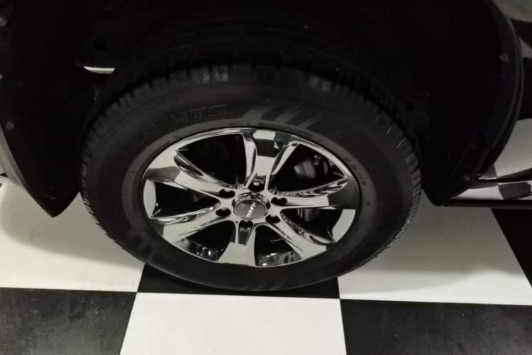 Used Haval H9 2020 2.0T Gasoline 4WD Premium Edition 5 Seats Right Rear Wheel Hub