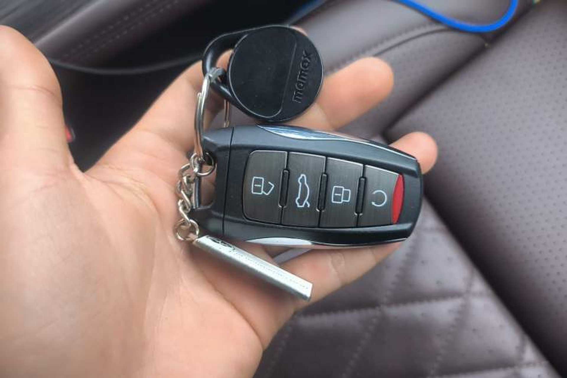 Used Haval H9 2020 2.0T Gasoline 4x4 Luxury 7-Seater Vehicle Key