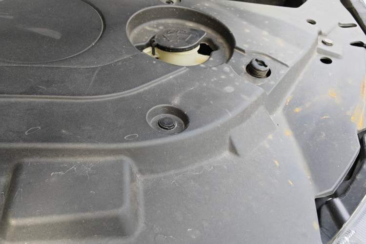 Used Haval H9 2020 2.0T Lorinser Polestar Edition Engine Bay Left