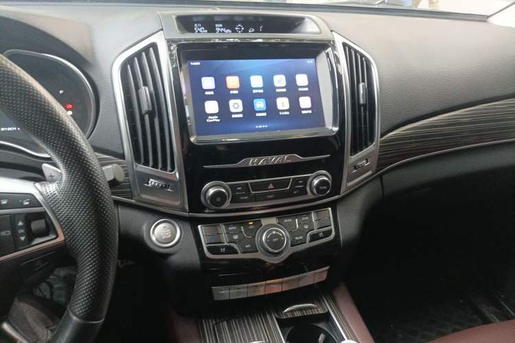 Used Haval H9 2020 2.0T Gasoline 4WD Premium Edition 5 Seats Audio And AC Panel