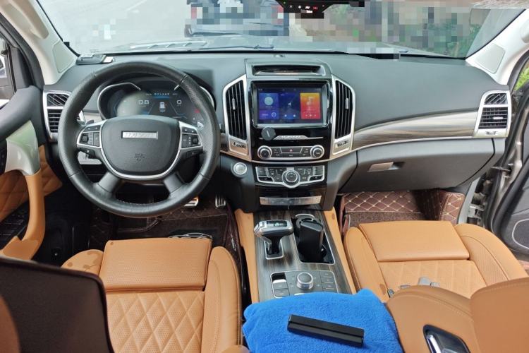 Used Haval H9 2020 2.0T Gasoline 4WD Premium Edition 5 Seats Center Console