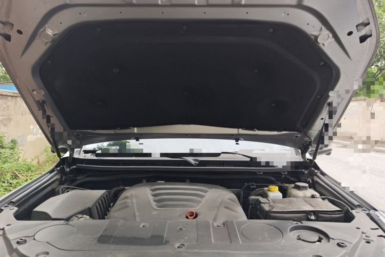 Used Haval H9 2020 2.0T Gasoline 4WD Premium Edition 5 Seats Engine Bay