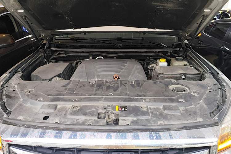 Used Haval H9 2020 2.0T Gasoline 4WD Premium Edition 5 Seats Engine Bay