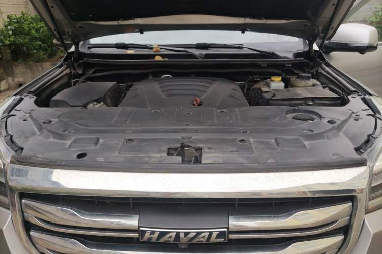 Used Haval H9 2020 2.0T Gasoline 4WD Premium Edition 5 Seats Engine Bay