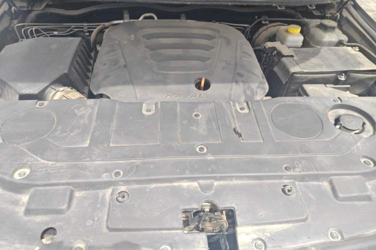 Used Haval H9 2020 2.0T Gasoline 4WD Premium Edition 5 Seats Engine Bay