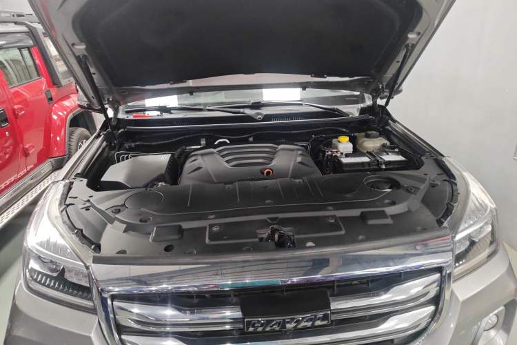 Used Haval H9 2020 2.0T Gasoline 4x4 Elite Version 5 Seats Engine Bay
