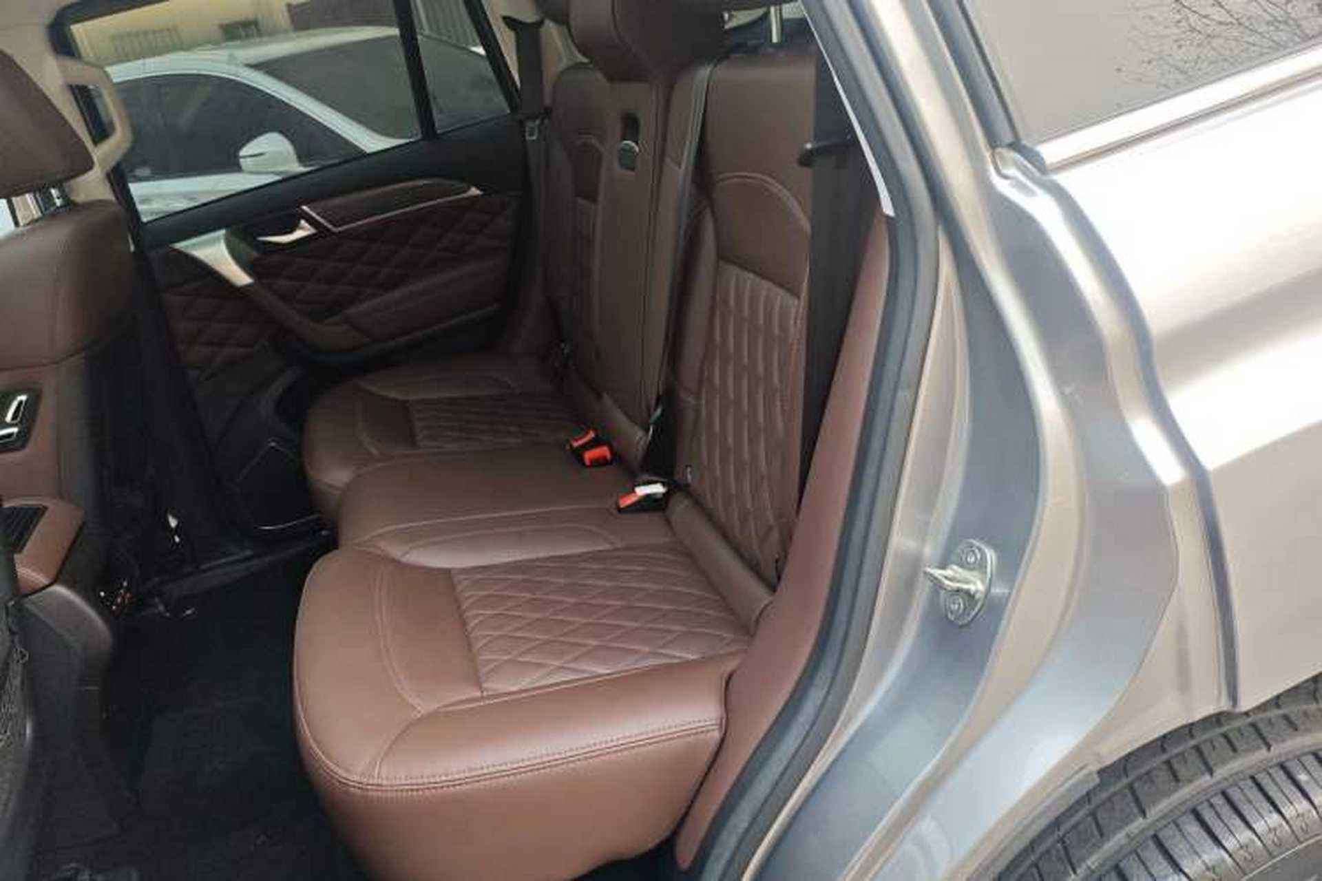 Used Haval H9 2020 2.0T Gasoline 4WD Premium Edition 5 Seats Interior 4
