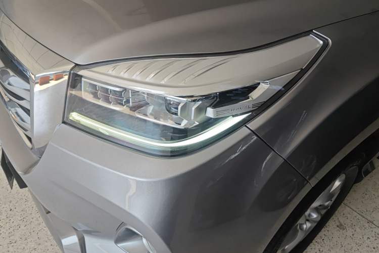 Used Haval H9 2020 2.0T Gasoline 4x4 Elite Version 5 Seats Left Front Headlight