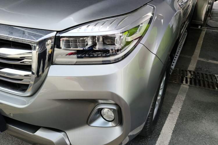 Used Haval H9 2020 2.0T Gasoline 4x4 Elite Version 5 Seats Left Front Headlight