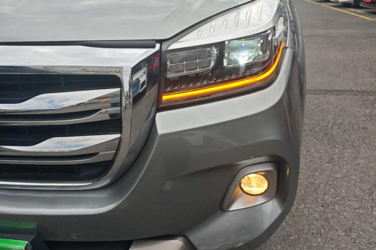 Used Haval H9 2020 2.0T Gasoline 4x4 Luxury 7-Seater Left Front Headlight