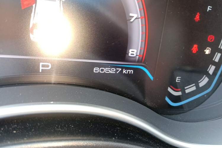 Used Haval H9 2020 2.0T Gasoline 4WD Premium Edition 5 Seats Odometer Close Up