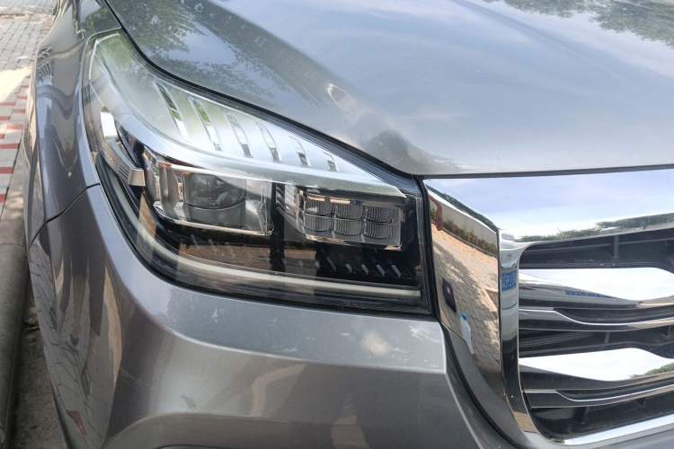 Used Haval H9 2020 2.0T Gasoline 4WD Premium Edition 5 Seats Right Front Headlight