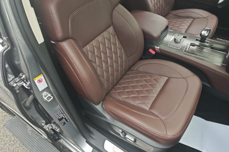 Used Haval H9 2020 2.0T Gasoline 4x4 Luxury 7-Seater Right Front Seat