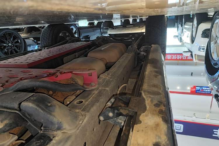 Used Haval H9 2020 2.0T Gasoline 4WD Premium Edition 5 Seats Right Side Sill