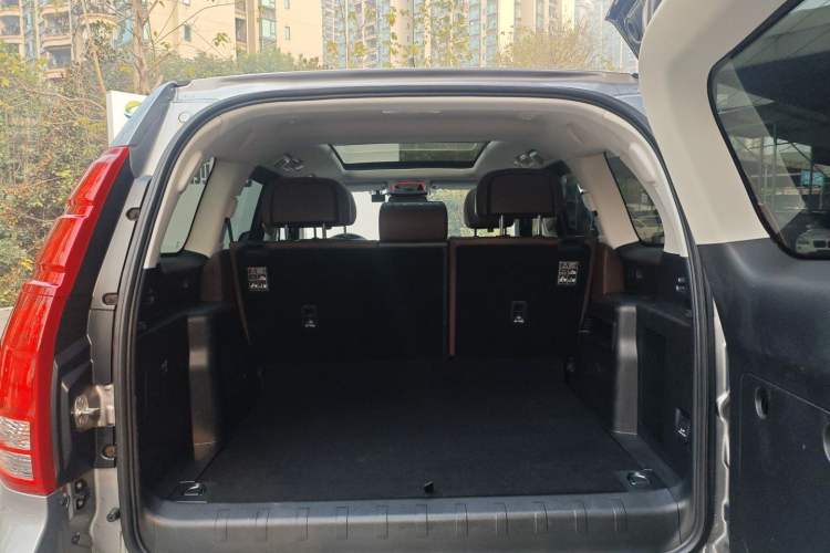 Used Haval H9 2020 2.0T Gasoline 4WD Premium Edition 5 Seats Trunk