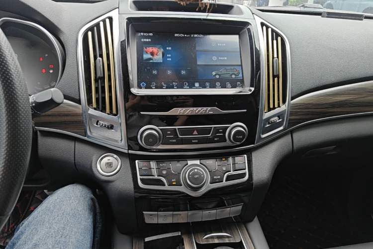 Used Haval H9 2020 2.0T Gasoline 4x4 Elite Version 5 Seats Audio And AC Panel